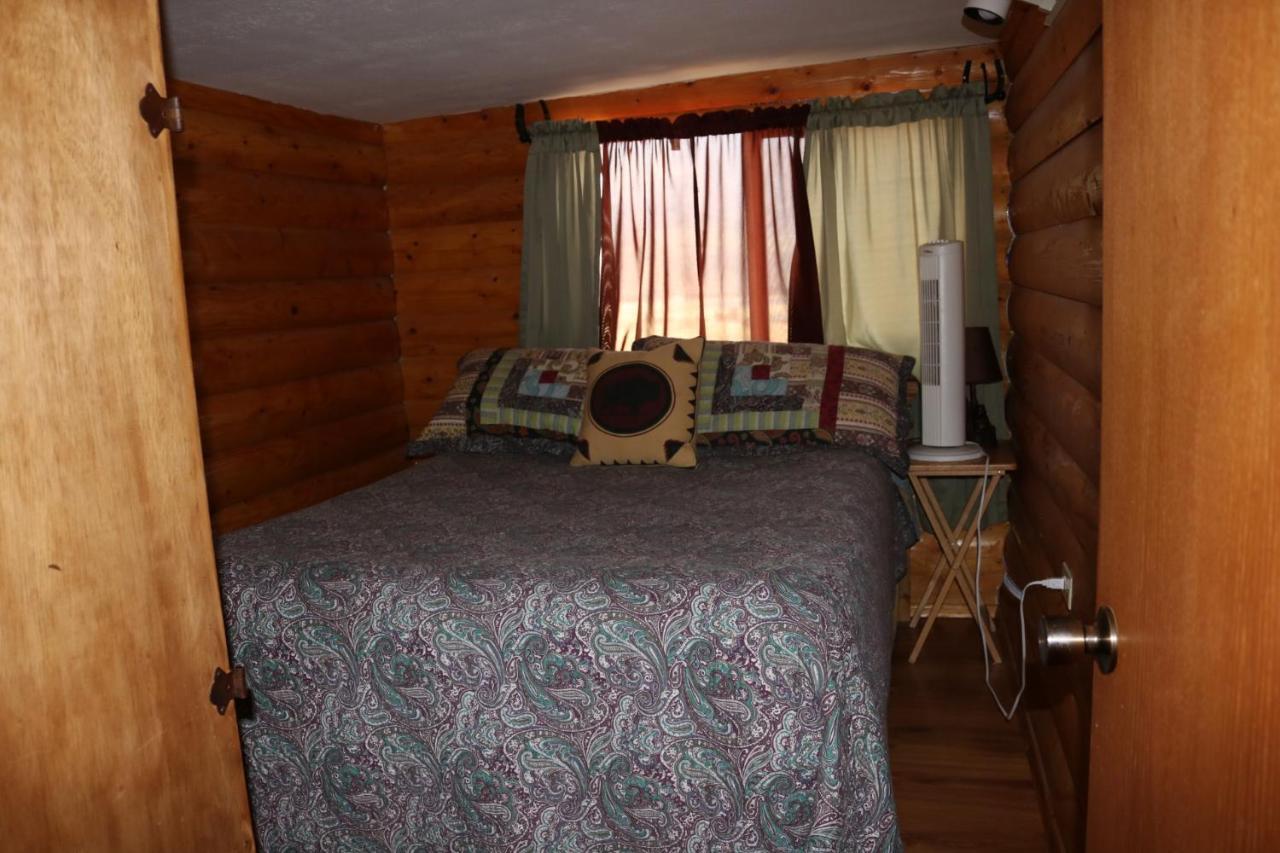 Villa Wapiti Mountain Cabins Exterior foto